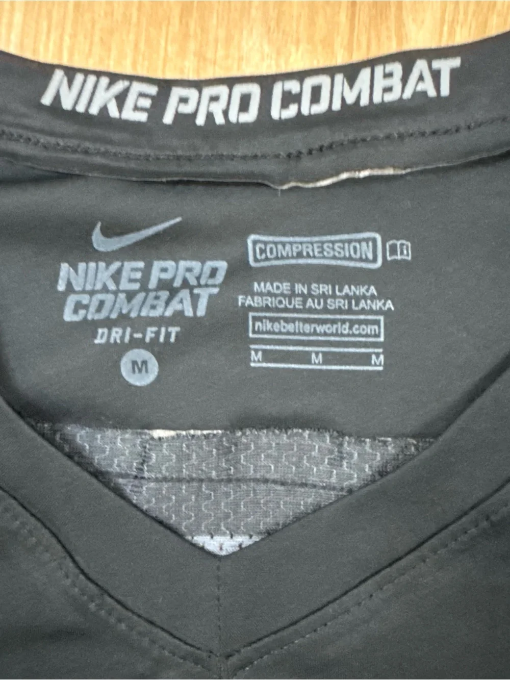 Nike Pro Combat Women’s Black Dri-FIT Compression V-Neck top Size Medium